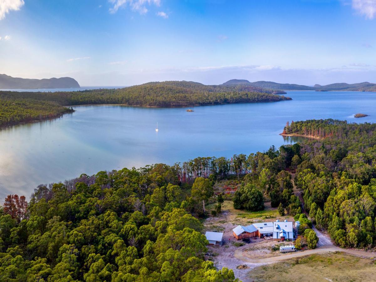 Bruny Island Lodge South Bruny Екстер'єр фото